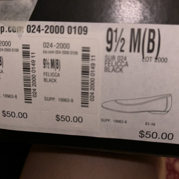 NWT black 9.5 women’s cushioned flats St. John’s Bay. Felicca JCPenney.com - Picture 7 of 8